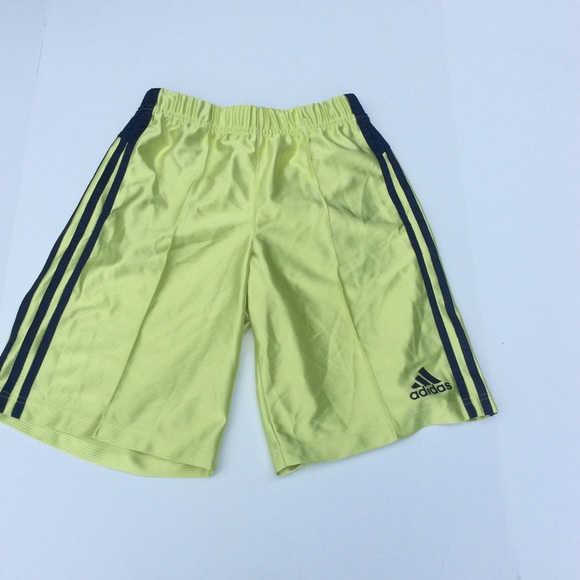 boys green athletic shorts